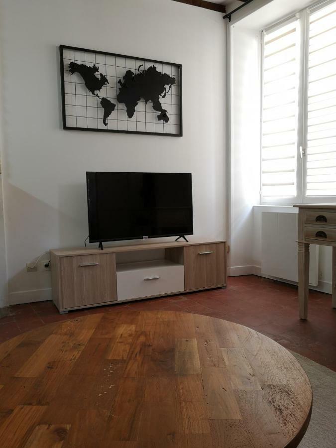 Chaleureux F2 En Centre Ville Apartment Caen Bagian luar foto
